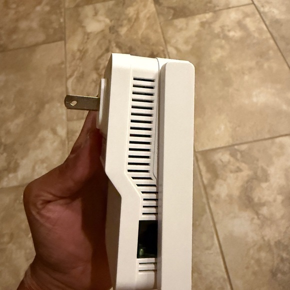 MACARD RE1200 Dual Band Wi-Fi WiFi Extender with 1Gbps Ethernet Port - Picture 5 of 8